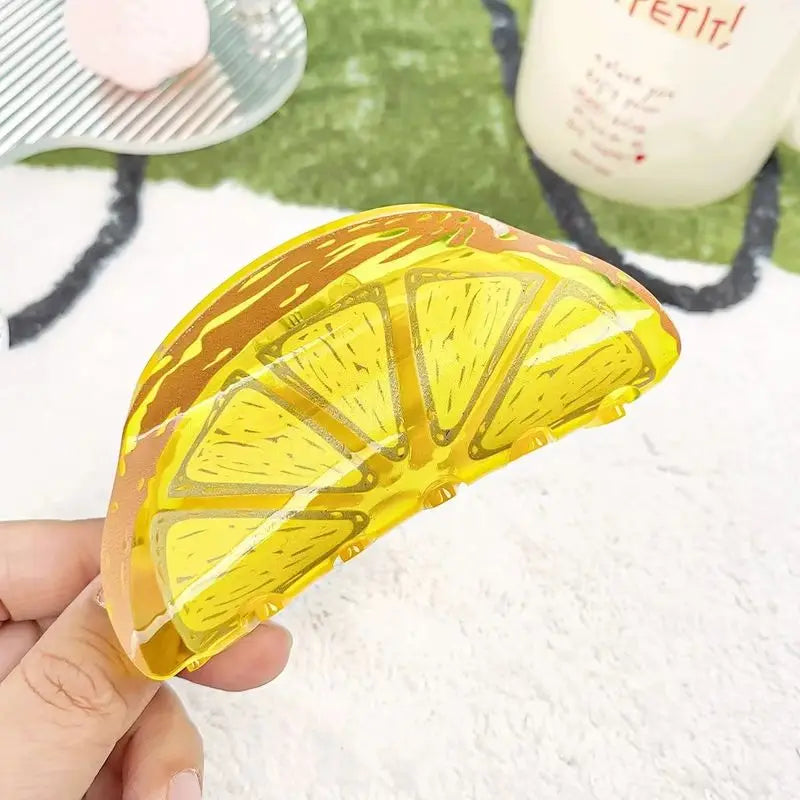 1Pc Fruit Based Acrylic Clip Creative Hair Accessory, Hair Clip at the Back of the Head, High-End Korean Version Shark Clip